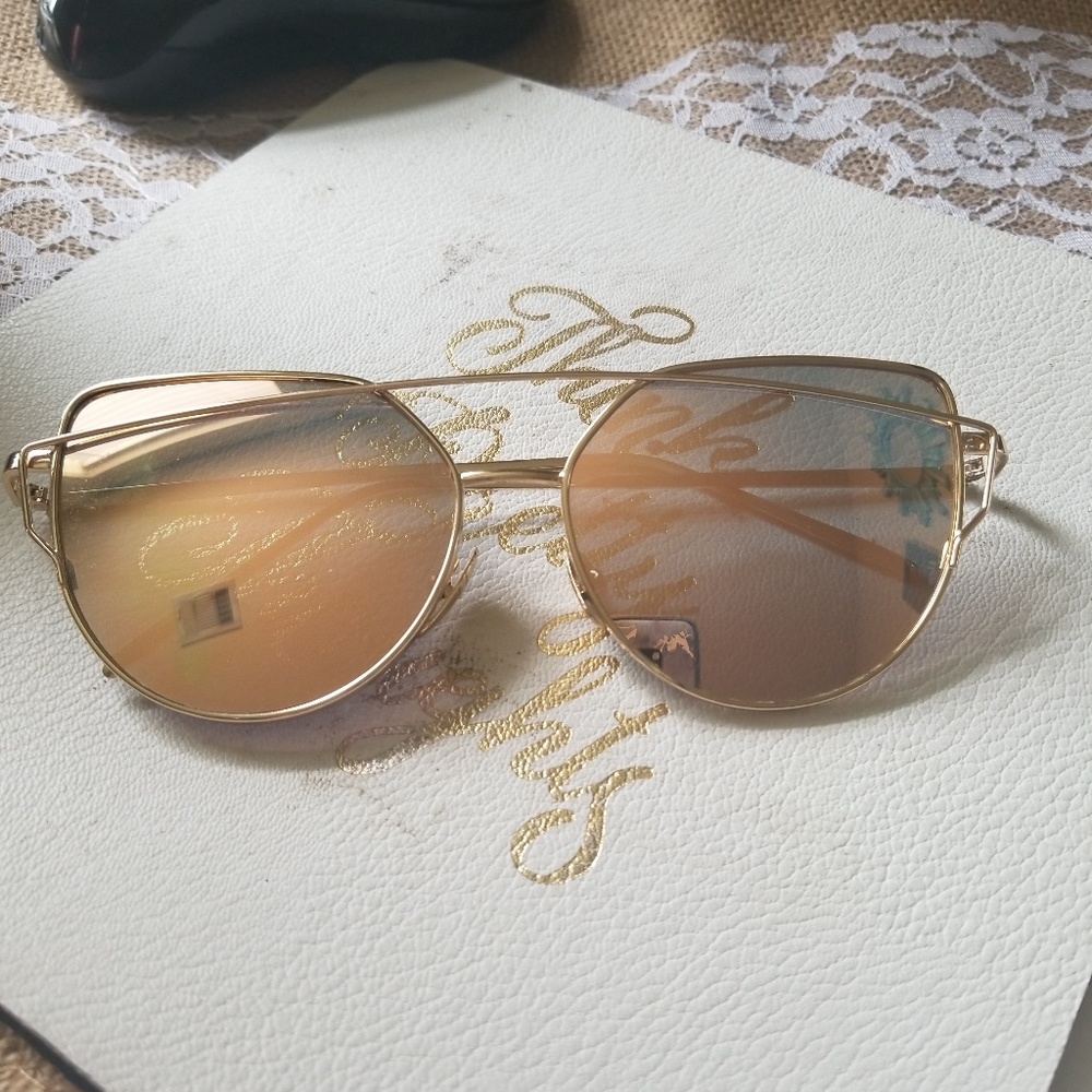 NWOT Gold Sunglasses